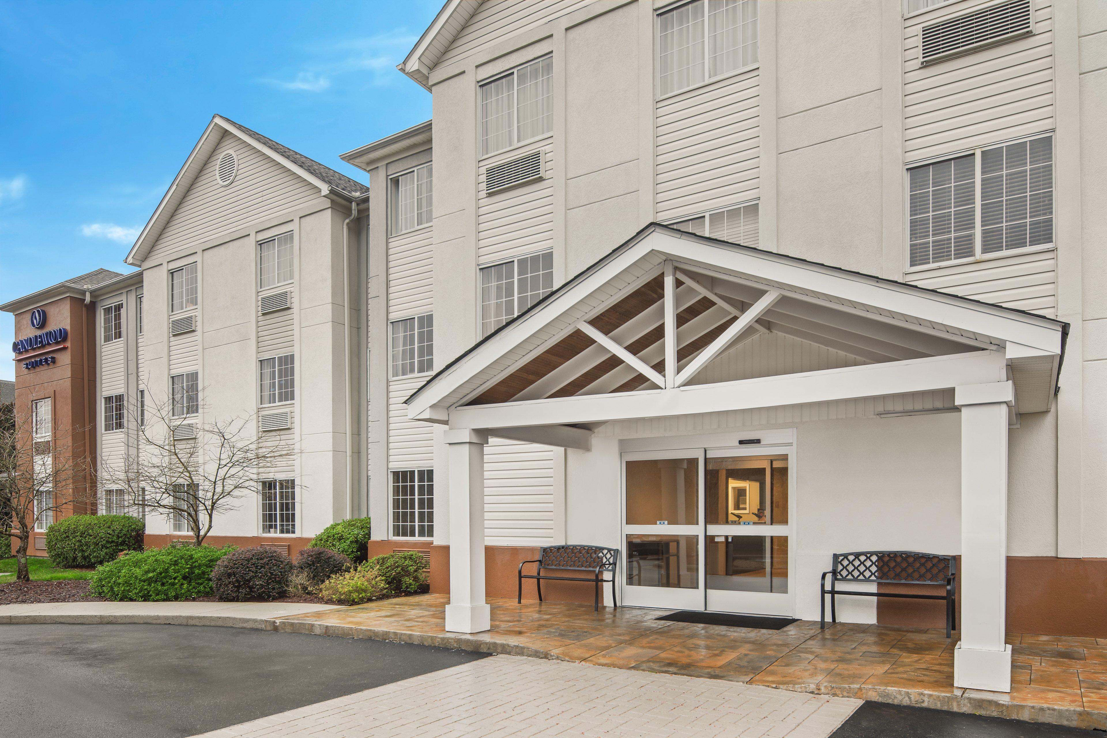 Candlewood Suites - Charlotte - Arrowood, An Ihg Hotel Zewnętrze zdjęcie