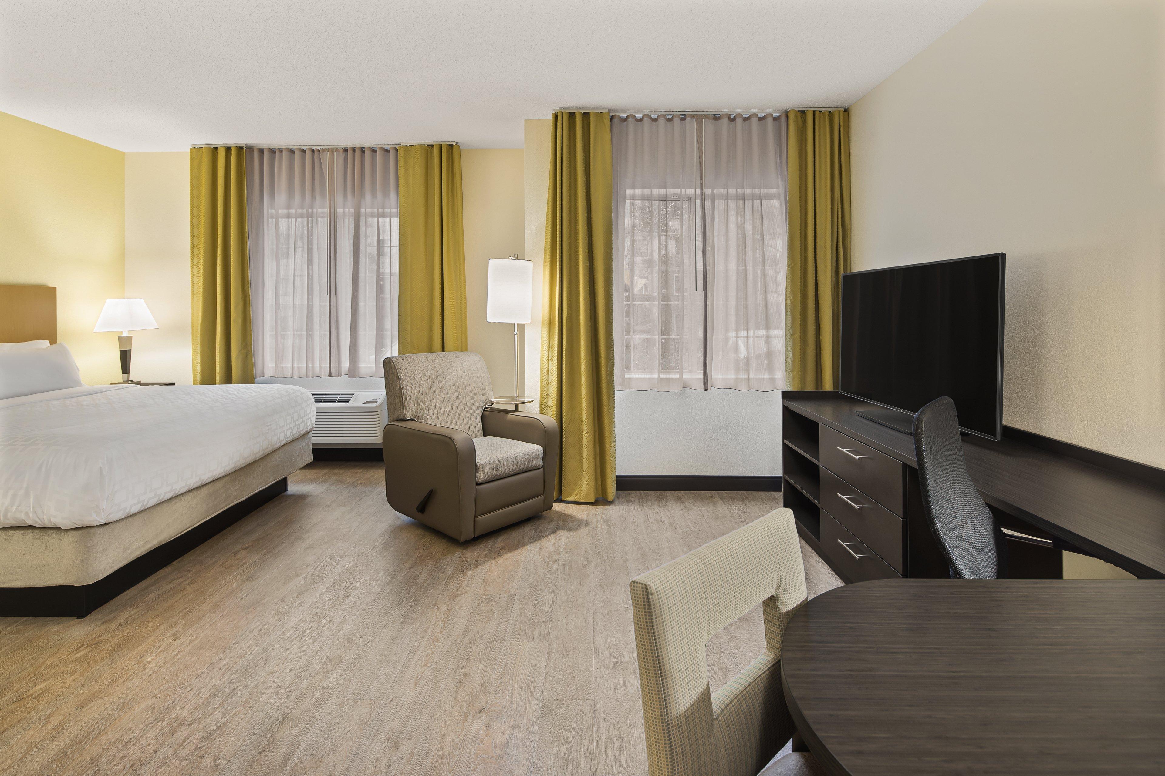 Candlewood Suites - Charlotte - Arrowood, An Ihg Hotel Zewnętrze zdjęcie